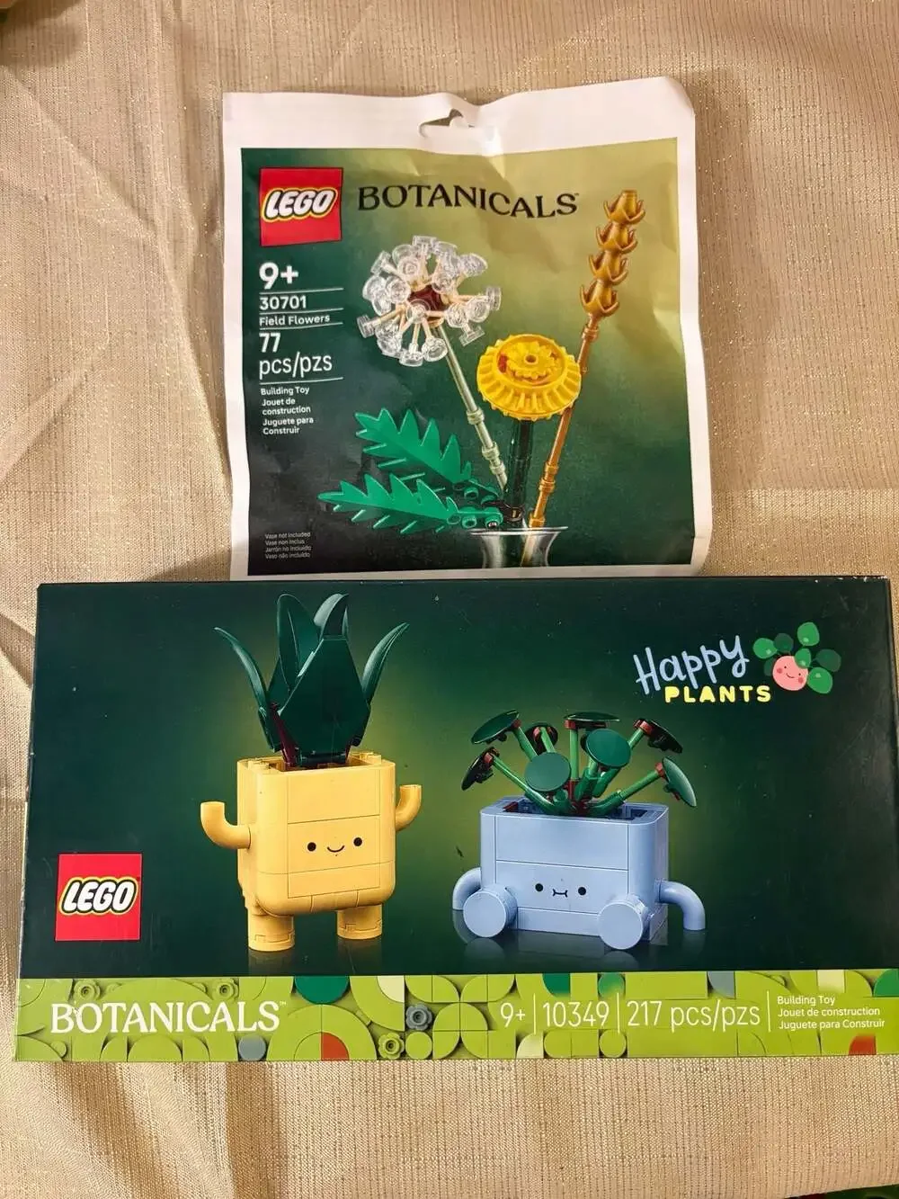 LEGO Botanicals Happy Plants (10349) and Field Flowers (30701) Set Bundle